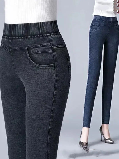 light wash jeans, fit jeans