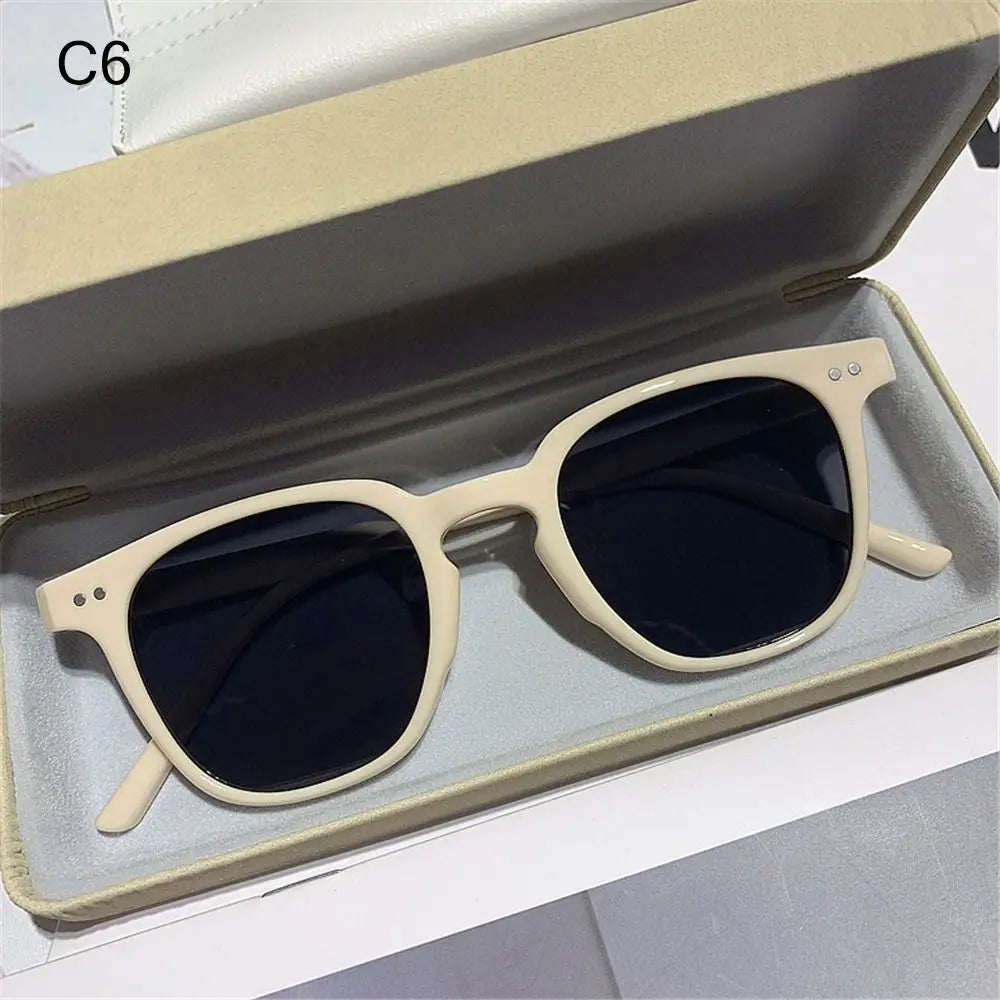 UV400 Oversized Square Frame Shades