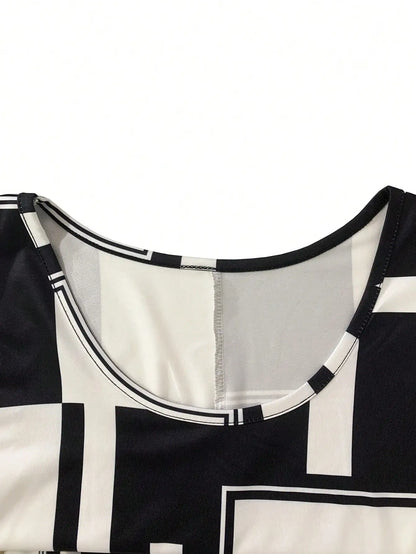 Chic Geometric Print Dress