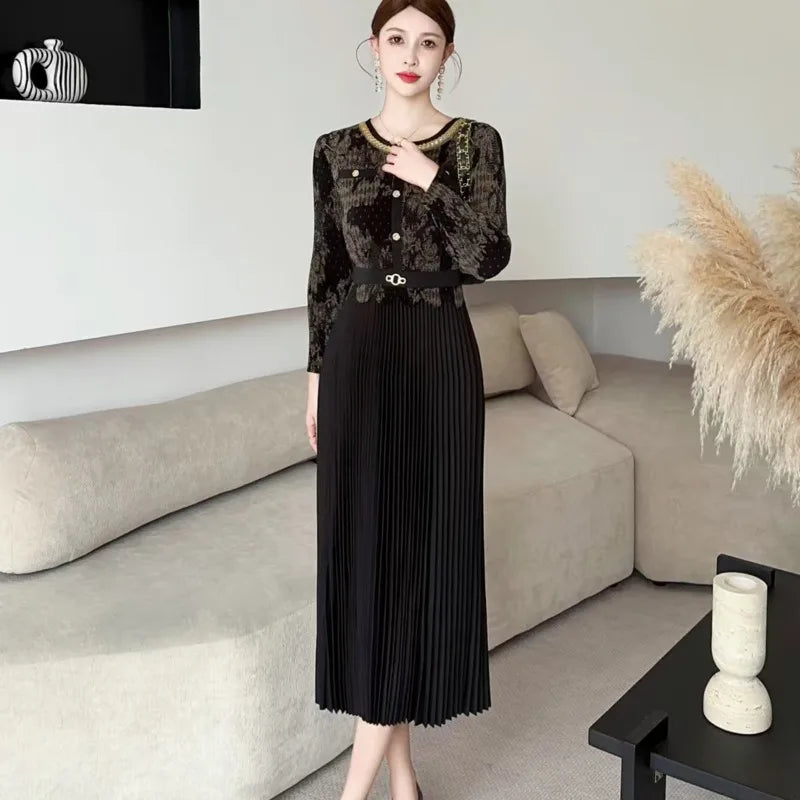 High Quality Pleated Dress with Print Design