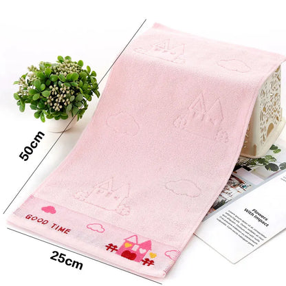 Serviette pour le visage pour enfants en pur coton doux et absorbant