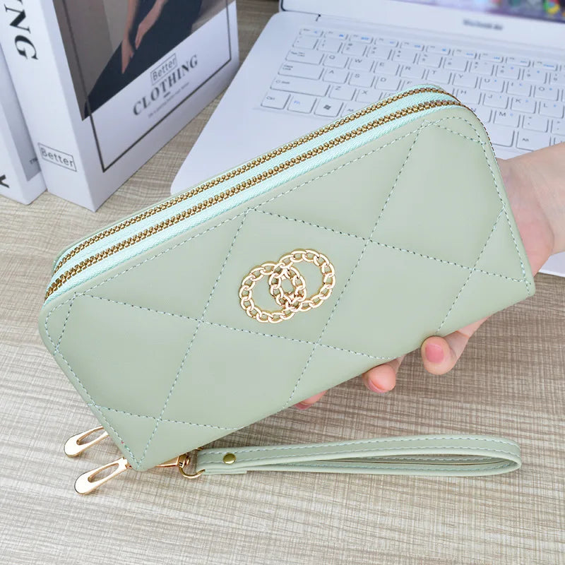 green clutch