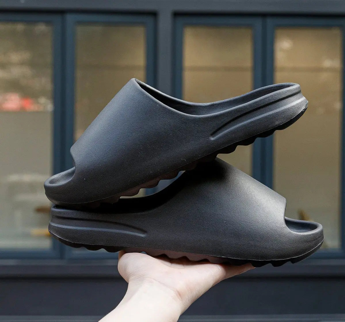 Men's Thick Platform Bathroom Slippers