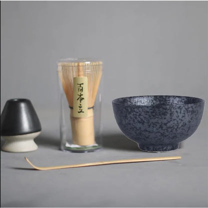 Japanisch inspirierte 4,5-Zoll-Reisschüssel aus Keramik