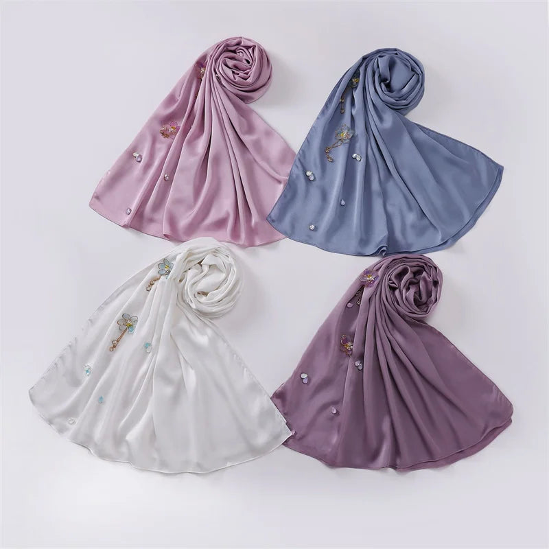 Écharpe hijab florale faite à la main