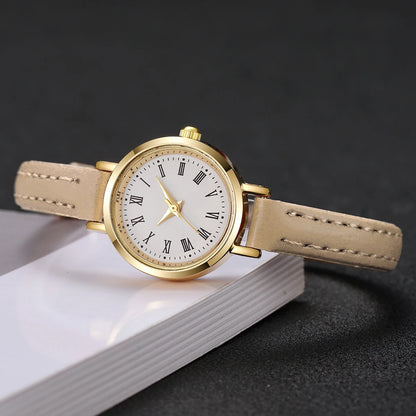 Montres-bracelets en cuir à quartz à petit cadran pour femmes