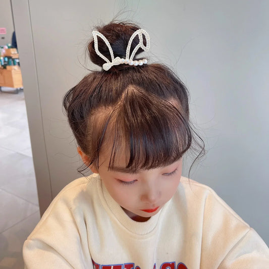 Haarspangen mit Engelsflügeln und Quaste