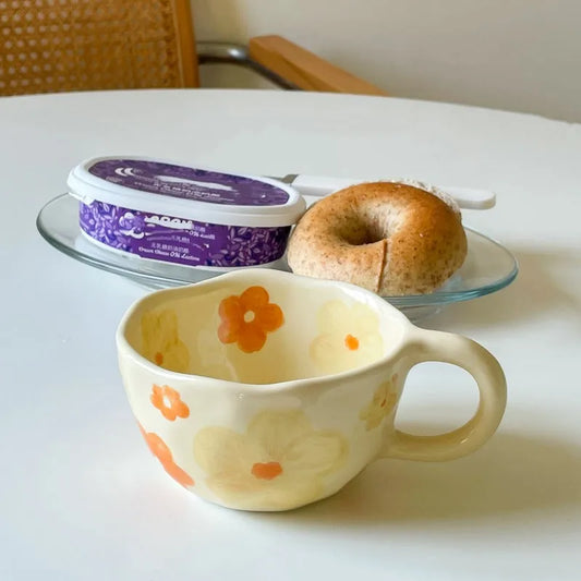 Tasse à fleurs en céramique artisanale fabriquée à la main