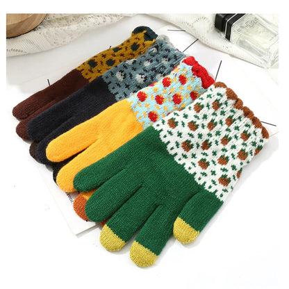 Warm Flower Knitted Touchscreen Gloves