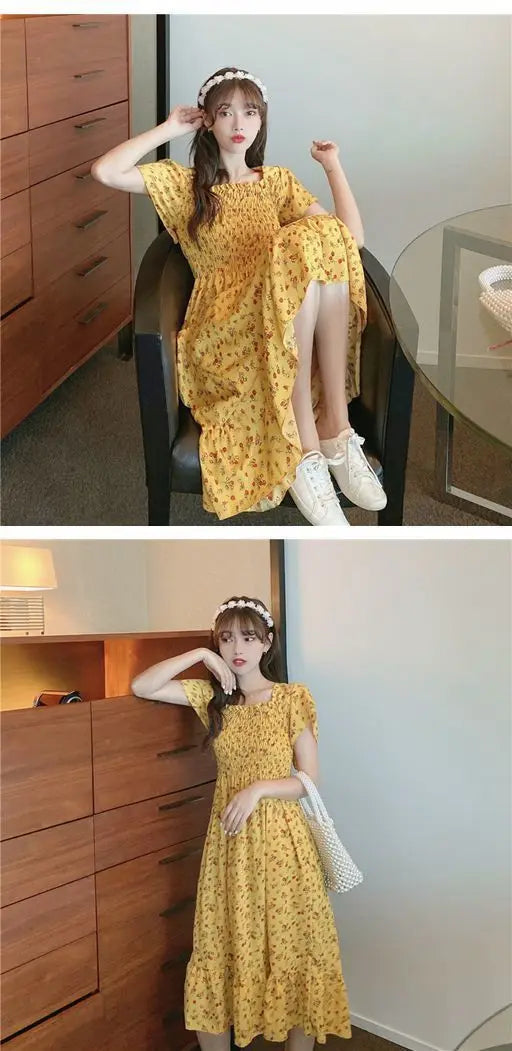 Kurzärmliges Sommerkleid mit Blumenmuster