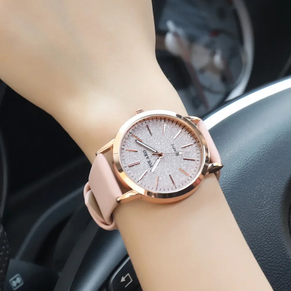 Montre-bracelet à quartz en cuir pour femme