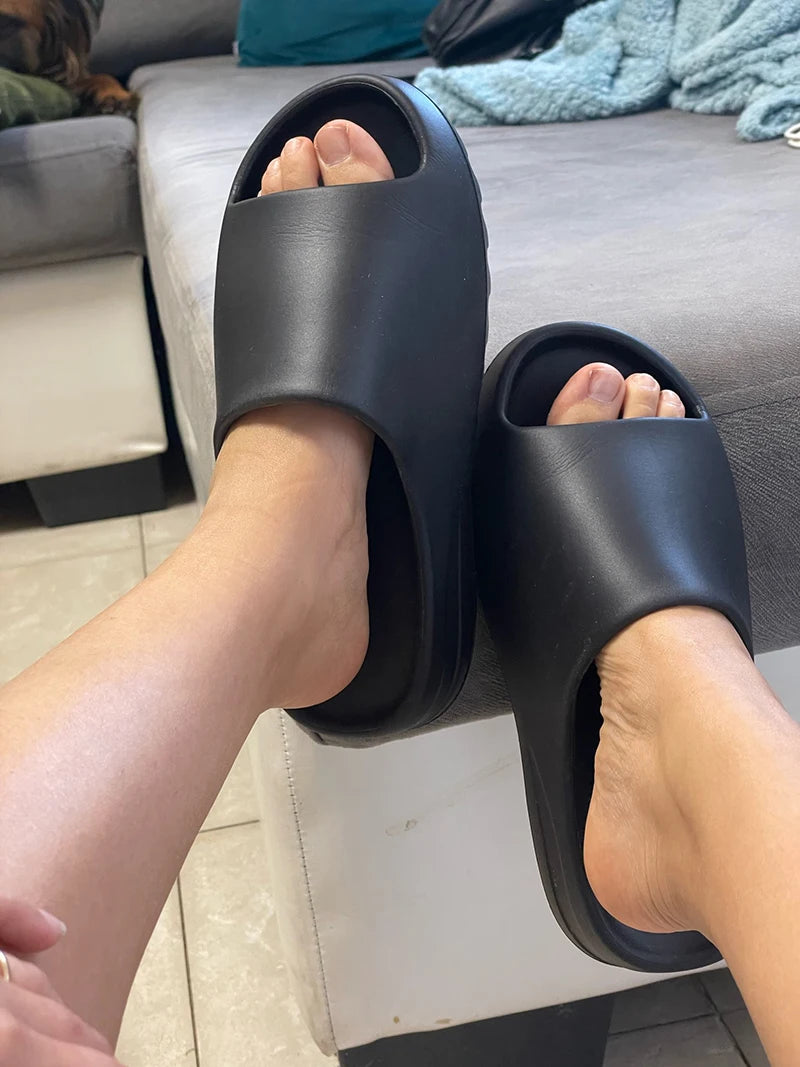 Men's Thick Platform Bathroom Slippers