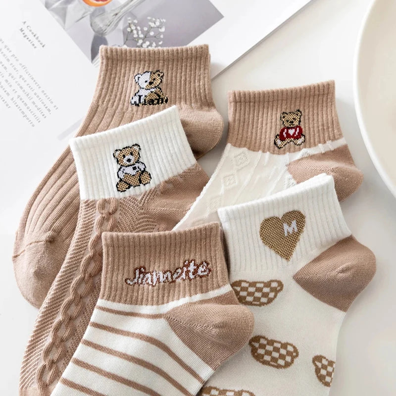 Women's Cute Bear & Hearts Print Ankle Socks