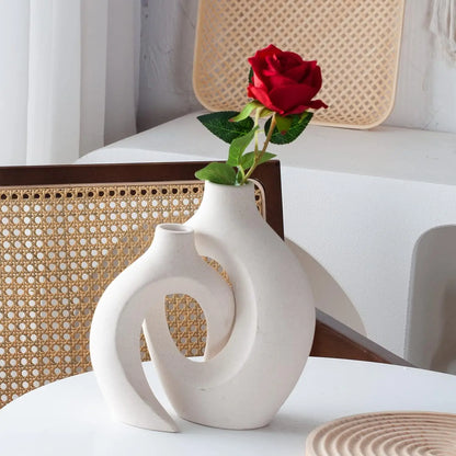 Ensemble de vases en céramique blanche pour la décoration intérieure