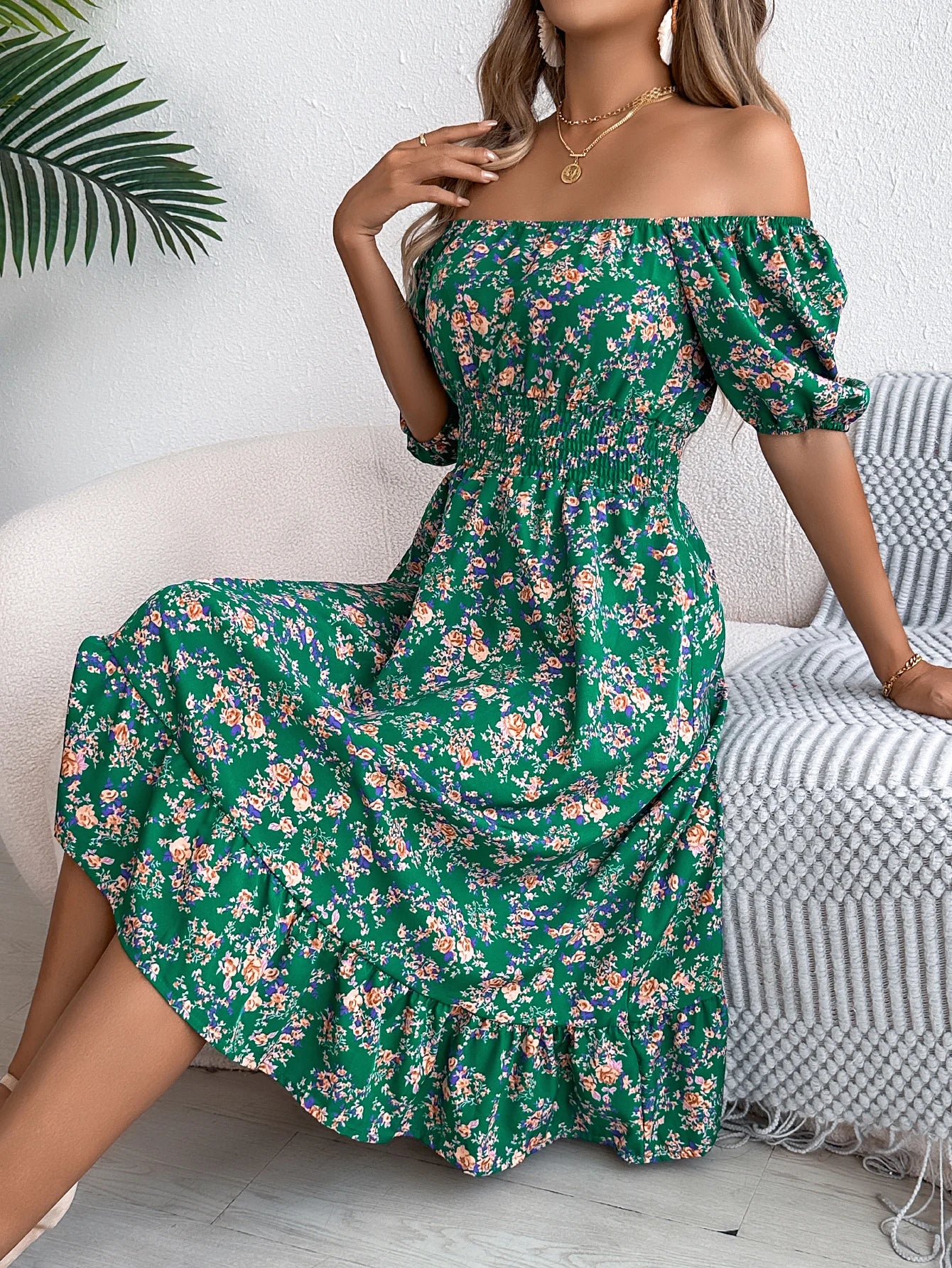 Women's Short Sleeve Floral Print Square Neck Ruffled Edge Dresses