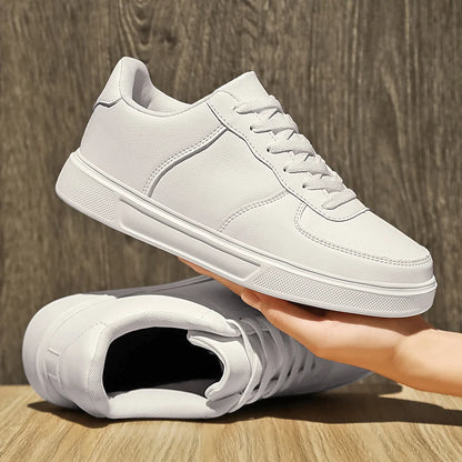 Baskets classiques en cuir blanc