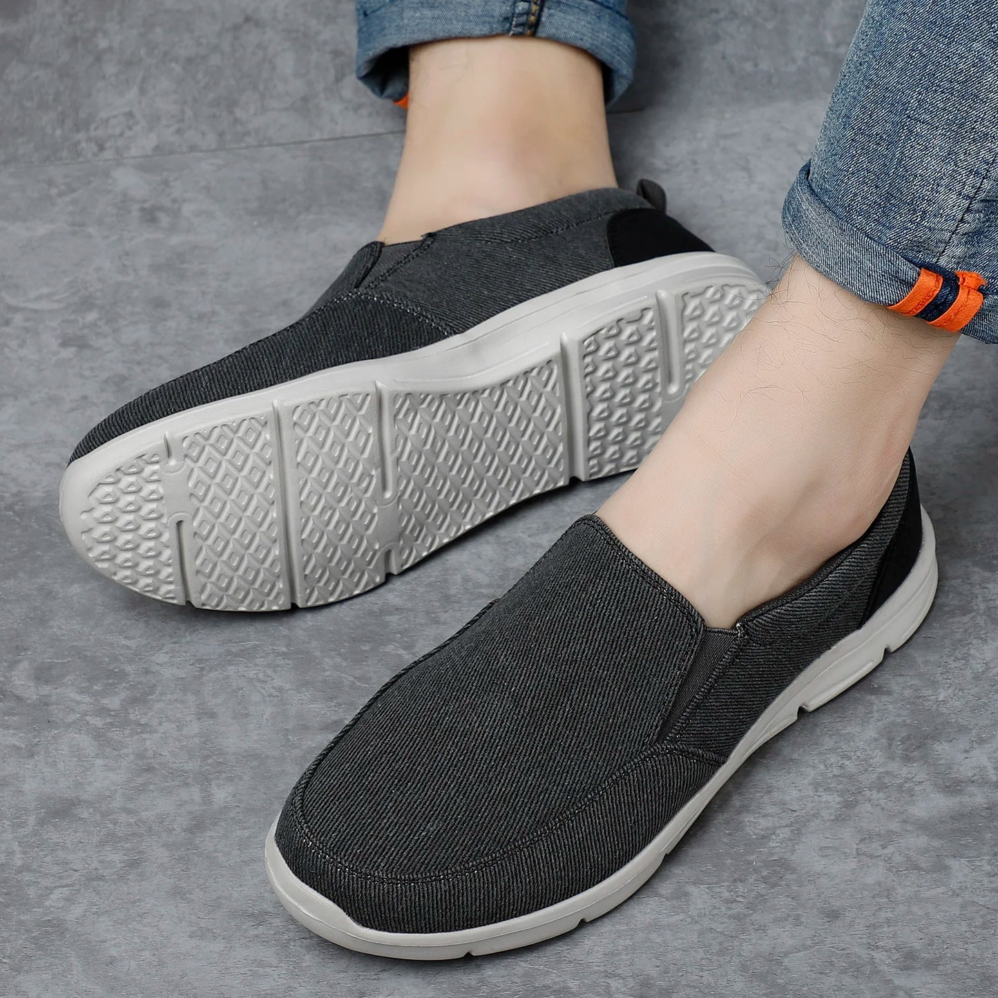 Men's Casual Slip-On Canvas Sneakers