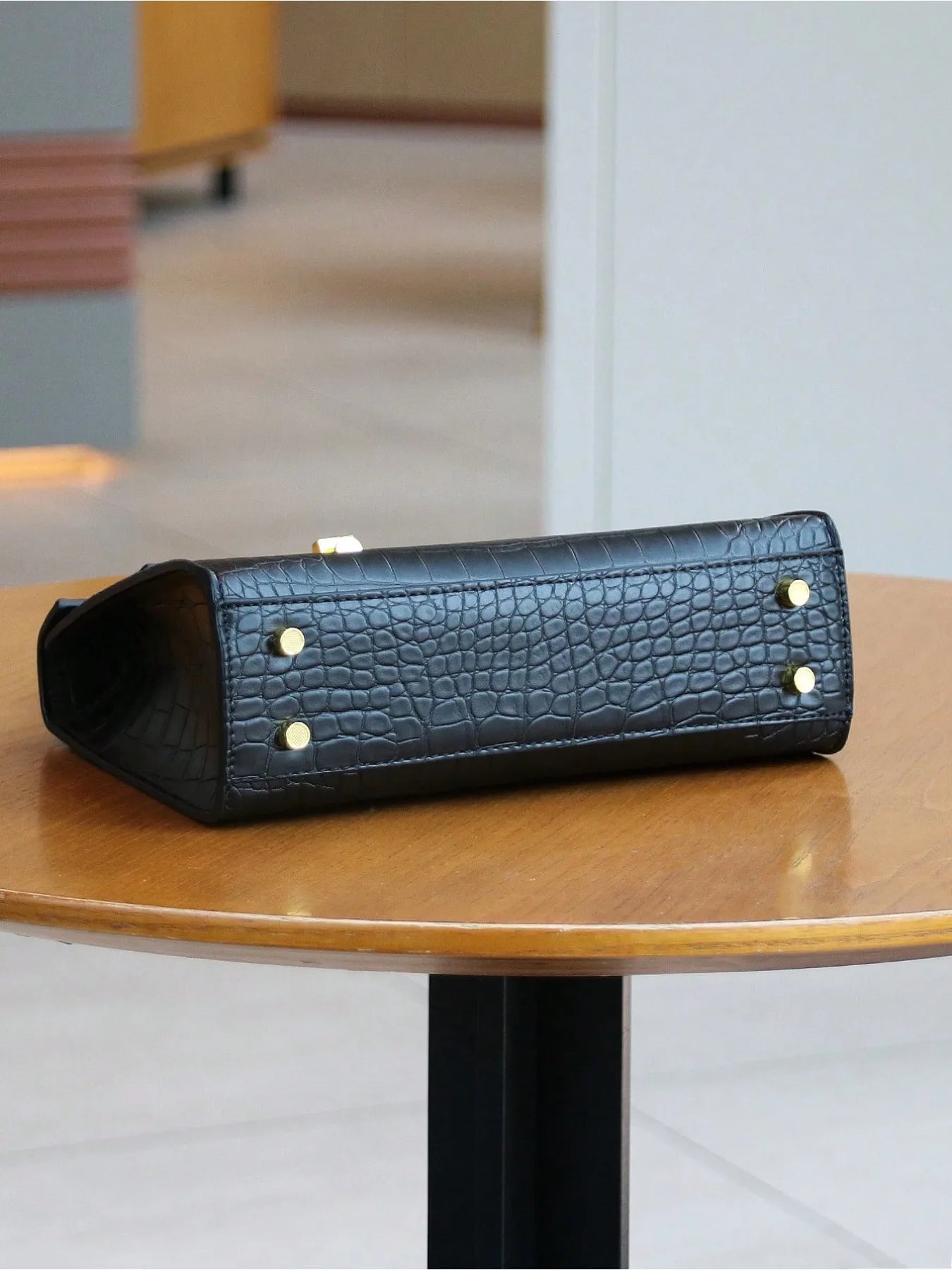 Crocodile Pattern Shoulder Zipper Retro Bag