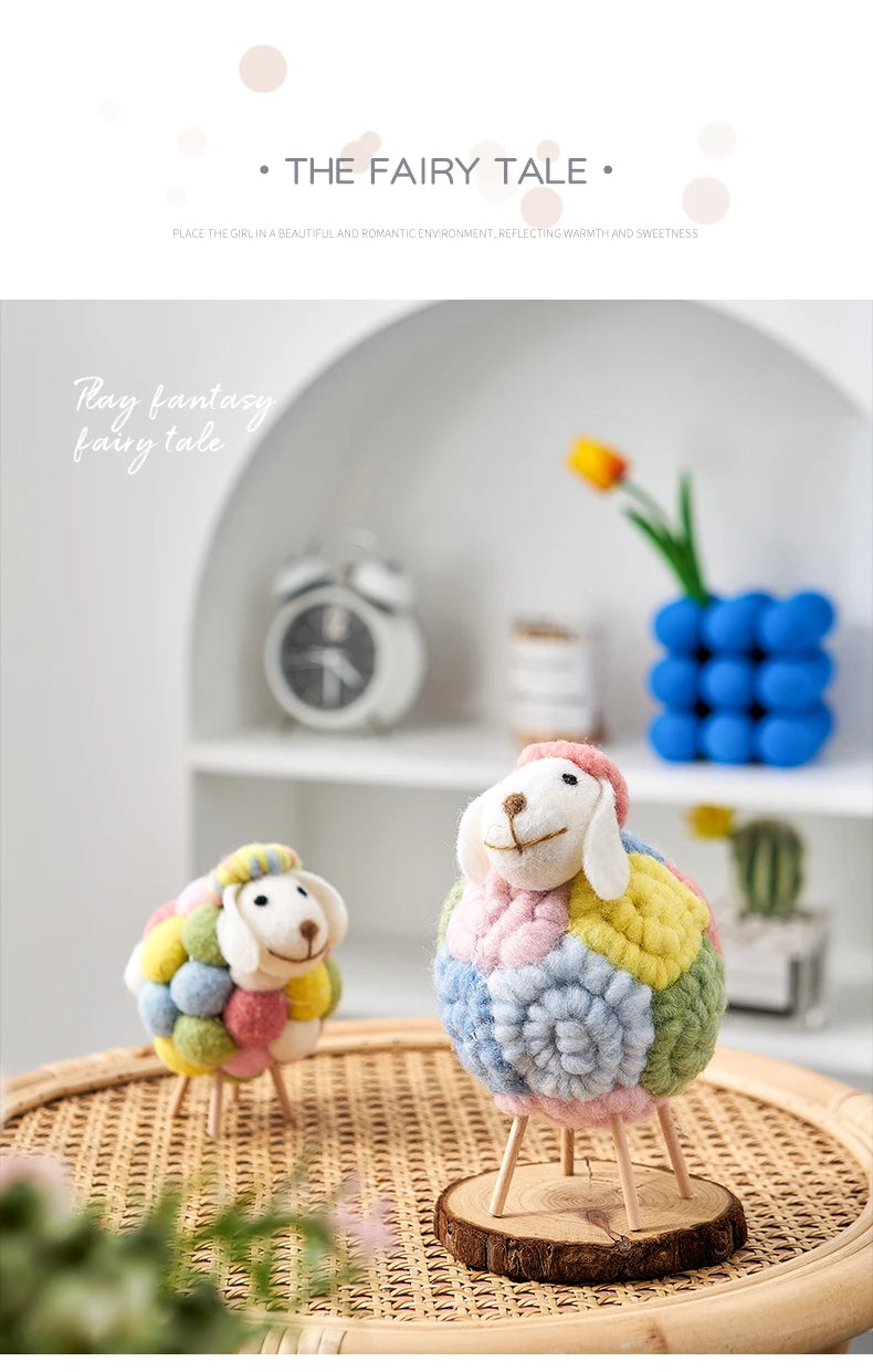 Joli ornement de mouton en feutre, décoration de maison