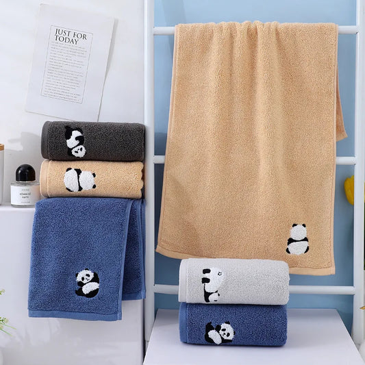 Serviette absorbante en coton brodé Panda