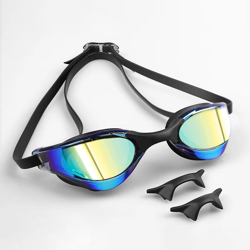 Bunte Schwimmbrille mit Weitblick und Antibeschlag