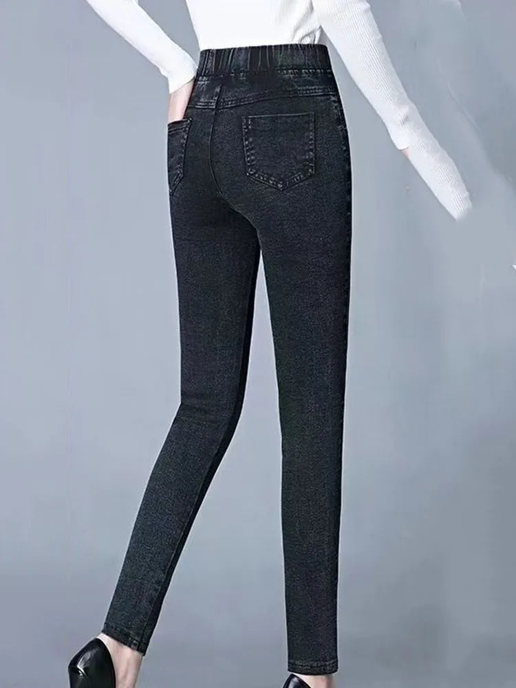 black skinny jeans women