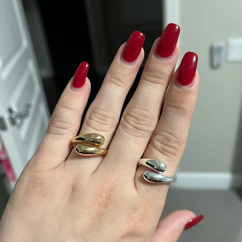 trendy rings