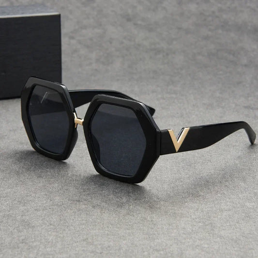 Classic Vintage Oversized Sunglasses For Women