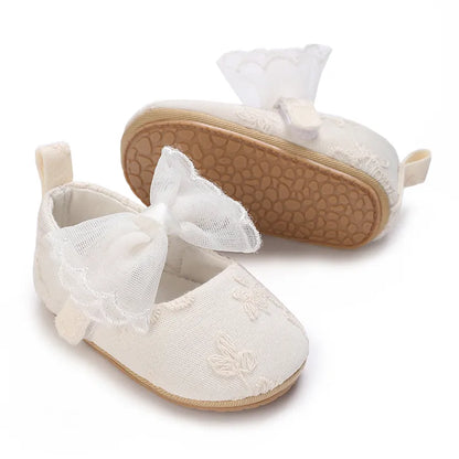 Charmantes chaussures de bébé princesse en dentelle