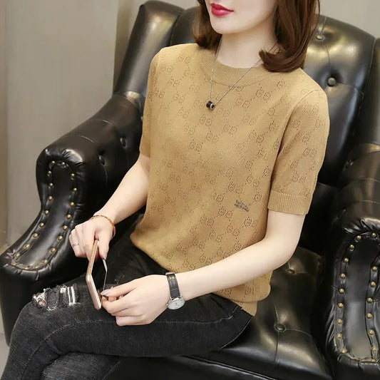 T-shirt amincissant en tricot à manches courtes et col ras du cou pour femme