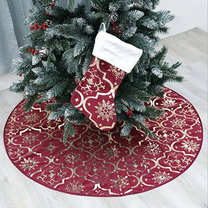 red christmas tree skirt
