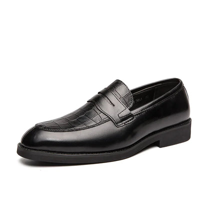 Slip-On Crocodile Pattern Leather Loafers
