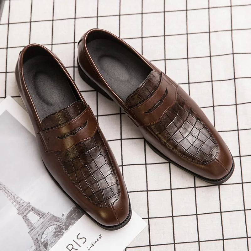Slip-On Crocodile Pattern Casual Leather Loafers