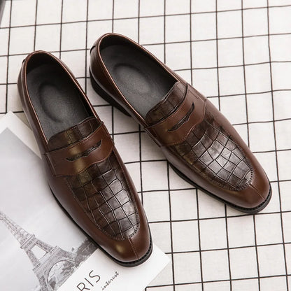 Slip-On Crocodile Pattern Casual Leather Loafers